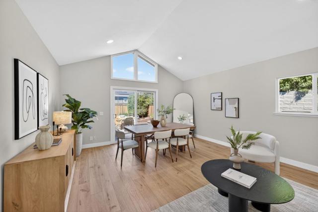 2169 Yorkshire Way, Mountain View CA: https://media.crmls.org/mediaz/67ea67ae-2960-47dc-ba05-e7cc370ab3d4.jpg