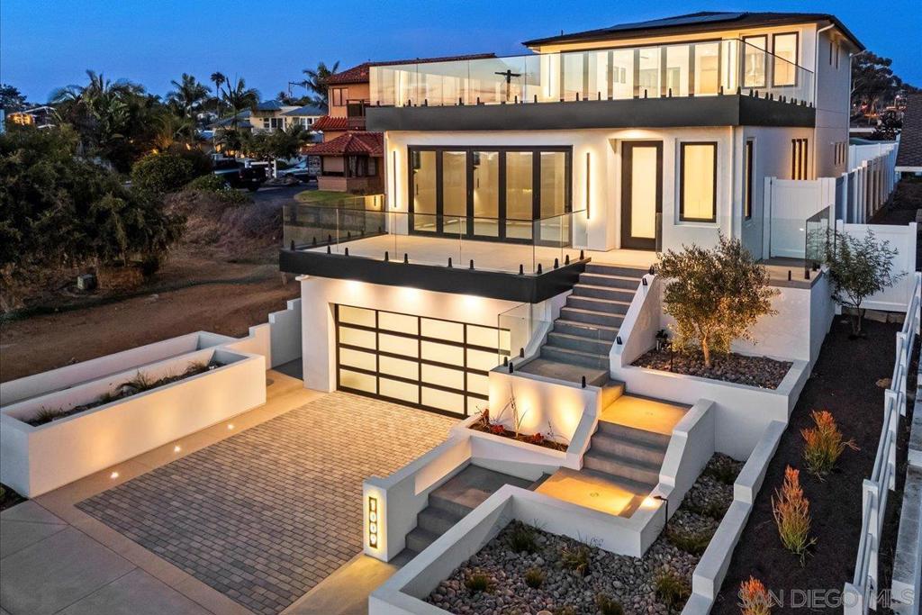 1009 Arcadia Road