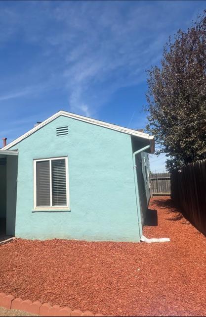401 San Joaquin Avenue, Antioch CA: https://media.crmls.org/mediaz/67ec9a0f-ce85-4f2c-b16b-02bf9b93a466.jpg