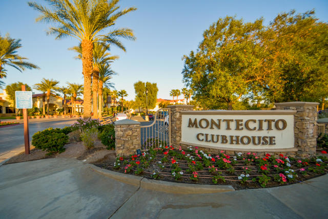 40973 Corte La Fonda, Indio CA: https://media.crmls.org/mediaz/67eca242-37d9-4273-90c6-46fe165d785b.jpg