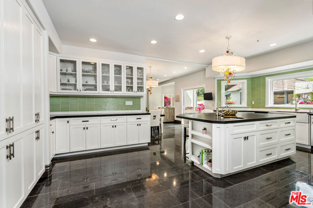 204 Bell Canyon Road, Bell Canyon CA: https://media.crmls.org/mediaz/67ed6cbb-a4c1-4ff2-8a40-9dbfca5d485e.jpg