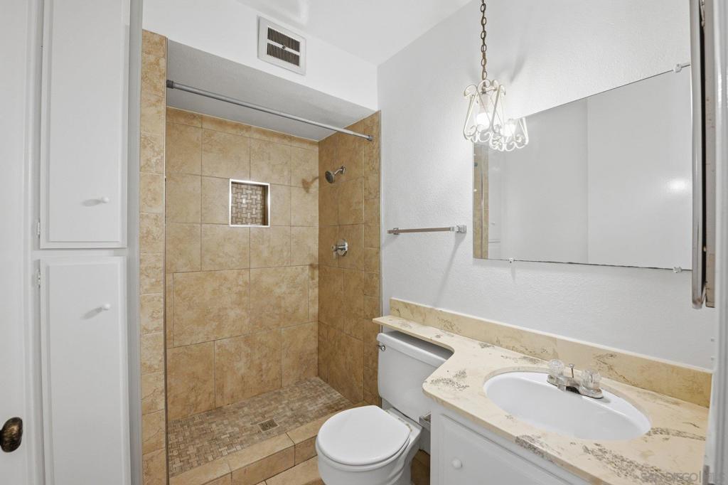 6455 La Jolla Blvd - photo 18