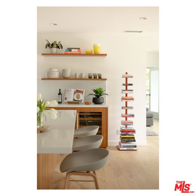 3155 Eucalyptus Hill Road, Santa Barbara CA: https://media.crmls.org/mediaz/67eecd47-26f5-4a5c-9133-d3d8b9c12988.jpg