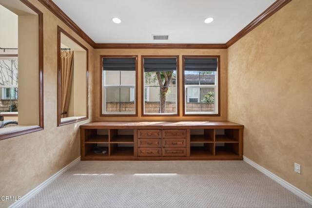 Detail Gallery Image 11 of 78 For 650 Charleston Pl, Ventura,  CA 93004 - 4 Beds | 3 Baths