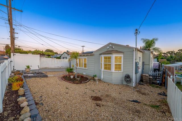 Image 19 of 28 For 2326 32nd Street