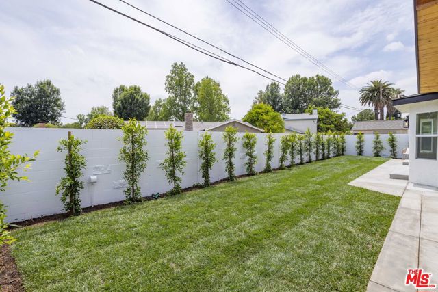 22250 Strathern Street, Canoga Park CA: https://media.crmls.org/mediaz/67f02070-3abb-4e3a-a3ea-b0c5bf39b1cb.jpg