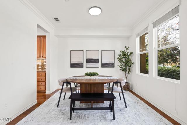 Detail Gallery Image 13 of 65 For 8240 Silver Cir, Ventura,  CA 93004 - 3 Beds | 2/1 Baths