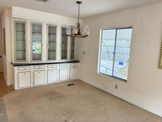 Detail Gallery Image 8 of 36 For 2130 Sunset Dr #99,  Vista,  CA 92081 - 2 Beds | 2 Baths