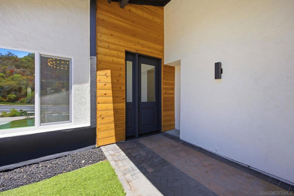 6690 Gullstrand St - photo 2