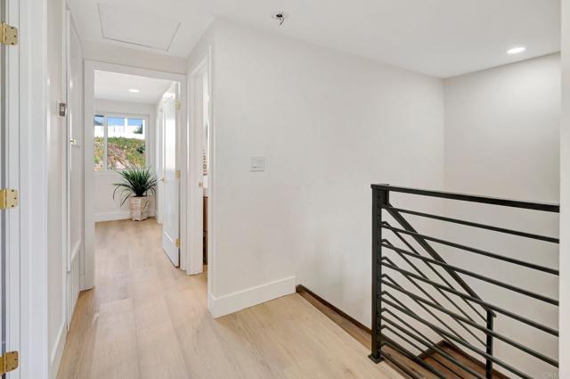 Detail Gallery Image 25 of 46 For 6745 Mewall Dr, San Diego,  CA 92119 - 4 Beds | 3/1 Baths