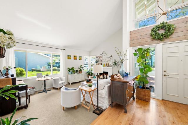 Detail Gallery Image 6 of 75 For 3432 Mount Ariane Dr, San Diego,  CA 92111 - 4 Beds | 2 Baths