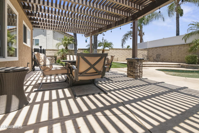 4016 Blairwood Drive, Moorpark CA: https://media.crmls.org/mediaz/67f48553-718c-4b52-9201-e87700720c7e.jpg
