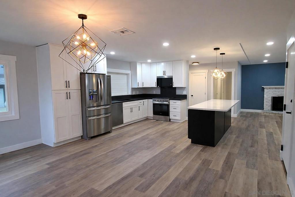 3006 Yonge St - photo 4