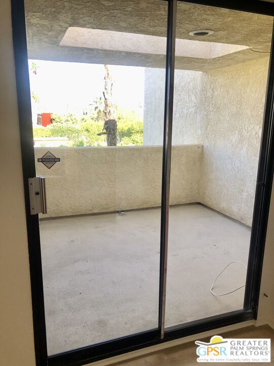 1598 N Kaweah Road #3, Palm Springs, CA 92262