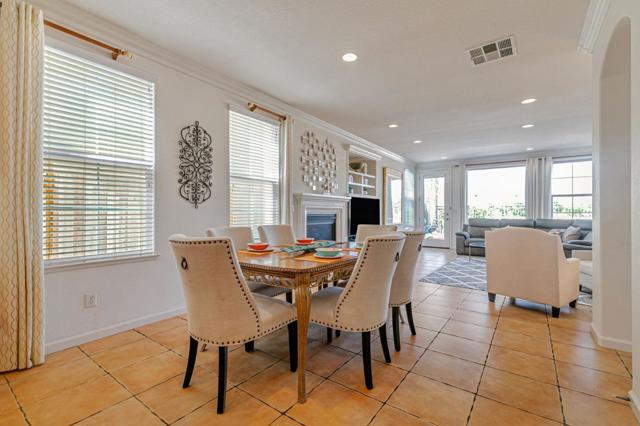 4224 Indigo Oak Court, San Jose CA: https://media.crmls.org/mediaz/67f60e45-4b07-46ce-b759-be4ec06c0241.jpg