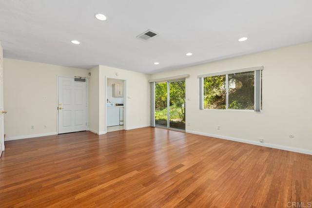 Detail Gallery Image 37 of 59 For 28444 Fallen Tree Ln, Escondido,  CA 92026 - 3 Beds | 2/1 Baths