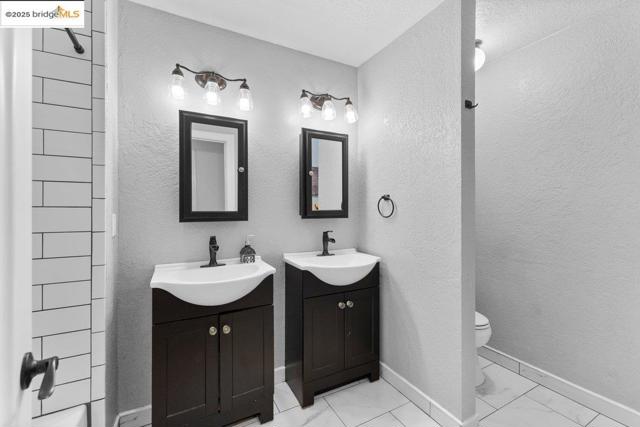 Image 27 of 36 For 15086 Vista Knolls