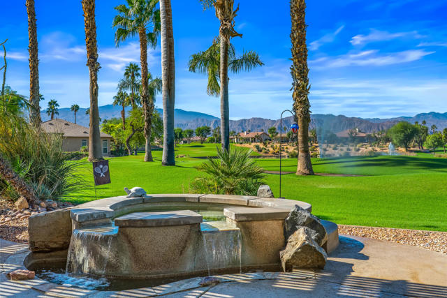 44327 Royal Lytham Drive, Indio CA: https://media.crmls.org/mediaz/67f8497b-fbda-4ac8-9575-a22c7881be75.jpg