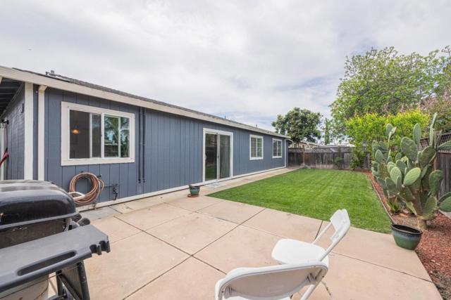 8340 Forest Street, Gilroy CA: https://media.crmls.org/mediaz/67f8550d-f970-4ba6-81a9-83b4f1669f40.jpg