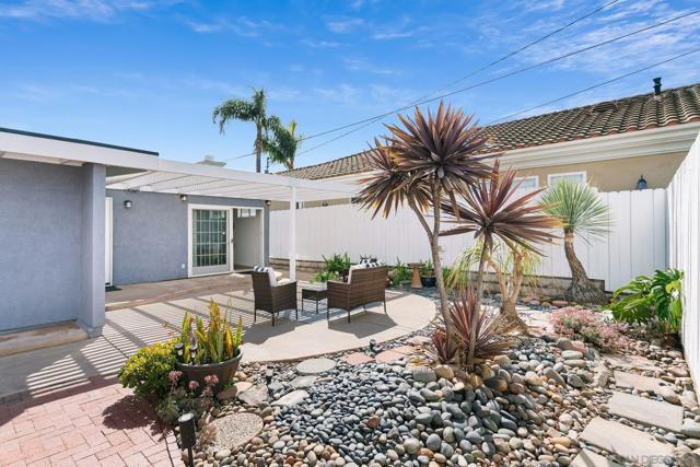 1426 Morenci St, San Diego CA: https://media.crmls.org/mediaz/67f8fb2a-aef6-488b-9c30-db3359569a21.jpg