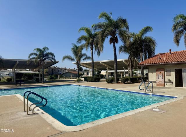 7 Wisteria Way, Ventura CA: https://media.crmls.org/mediaz/67f99a2e-48bc-4e3d-a351-4508ed145b45.jpg