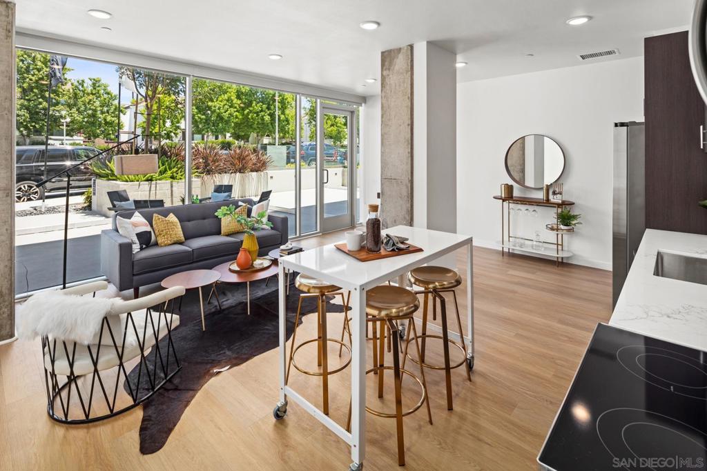 3909 Voltaire St 105, San Diego, CA 92107