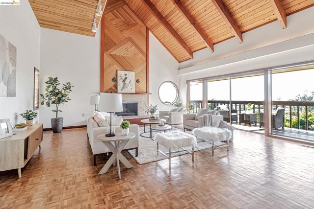 1518 MADERA CT, El Cerrito CA: https://media.crmls.org/mediaz/67fa4f45-2e82-41b7-8d87-413884fde826.jpg