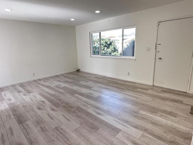 Image 13 of 21 For 1518 Bonita Avenue