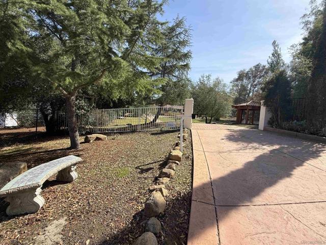 15831 Mussey Grade Rd, Ramona, California 92065, 4 Bedrooms Bedrooms, ,3 BathroomsBathrooms,Single Family Residence,For Sale,Mussey Grade Rd,250019071SD