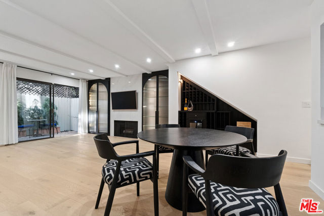 880 Hilldale Avenue, West Hollywood CA: https://media.crmls.org/mediaz/67febf80-e290-48bb-85ad-44d1dac4a192.jpg