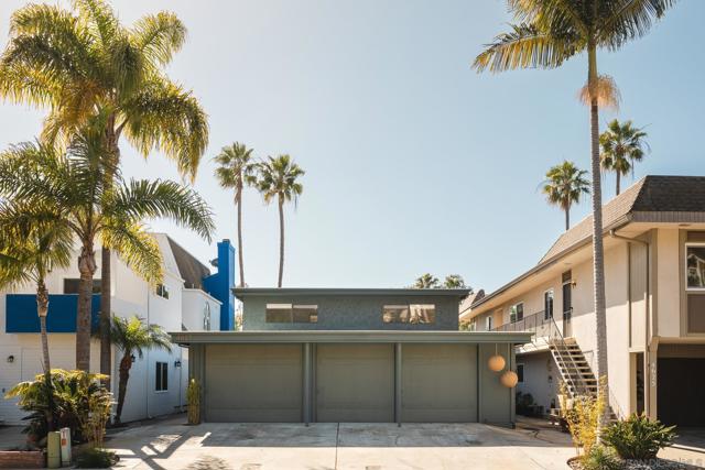 Image 2 of 52 For 4627 Park Dr