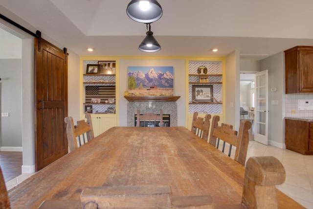 160 Tevis Trail, Hollister CA: https://media.crmls.org/mediaz/67ffdb23-240c-46f1-a933-b9a3199b591d.jpg