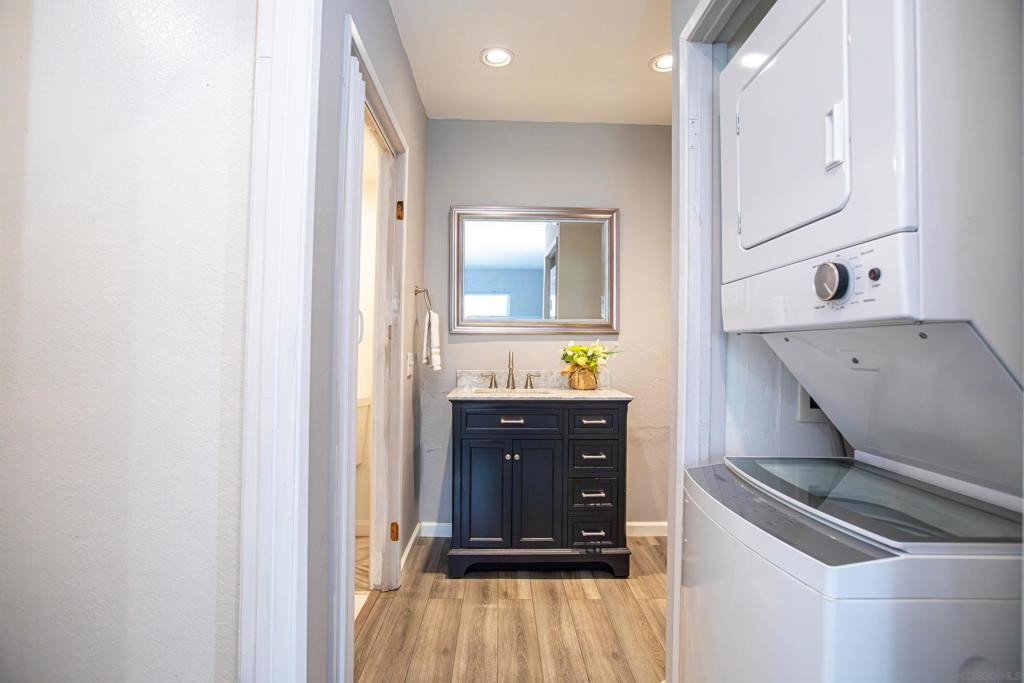 MLS #250036591SD image #8