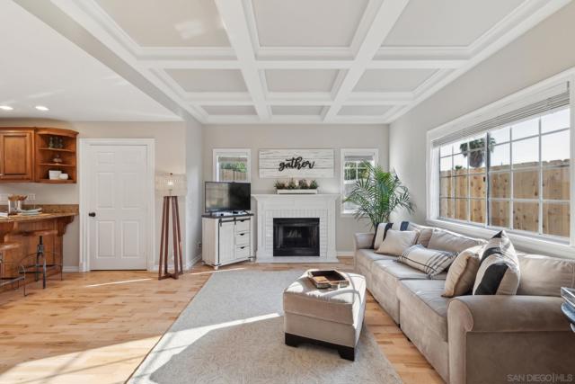 Image 1 of 40 For 805 Sol Vista Glen