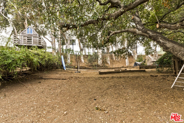 Drew Fenton | 271 Beloit Avenue Los Angeles CA | MLS: 7455926