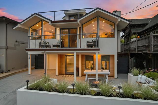 237 21st Avenue, Santa Cruz CA: https://media.crmls.org/mediaz/680201ed-3156-4ffc-8a53-7cf5838085f1.jpg