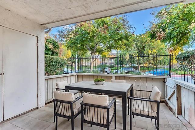 450 W Vermont Ave 105, Escondido CA: https://media.crmls.org/mediaz/6802ee20-3bb7-4938-9746-57f03868848d.jpg