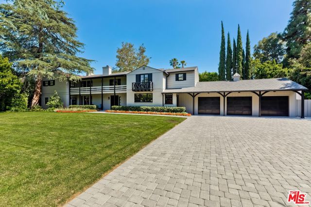10250 Moorpark Street photo 1