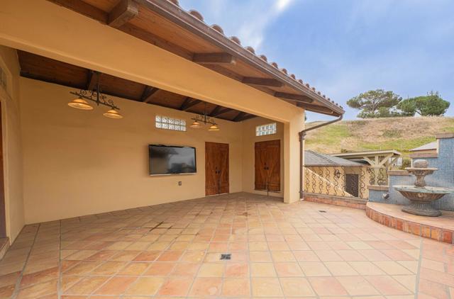 10883 Assisi Way, Salinas CA: https://media.crmls.org/mediaz/6803de00-7438-4f6d-8881-bee427e8f95b.jpg