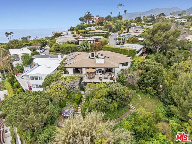 Drew Fenton | 17438 Revello Drive Pacific Palisades CA | MLS: 7251367