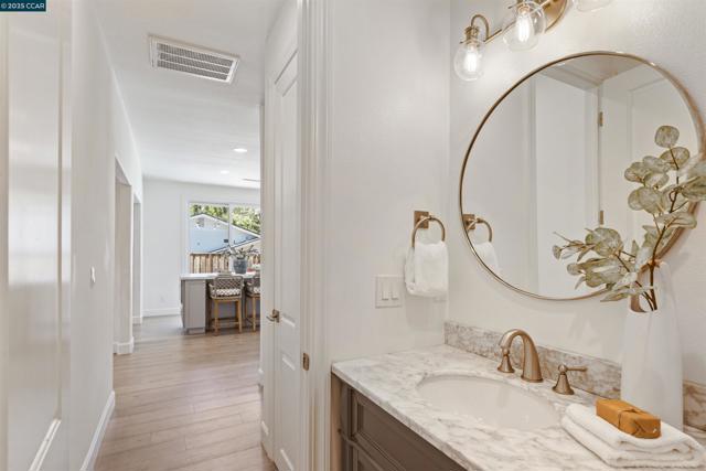 273 Valle Vista Dr, Danville CA: https://media.crmls.org/mediaz/68043c91-eb58-4d94-a614-8ffb1f7c78da.jpg