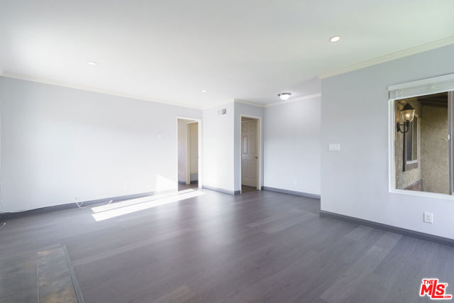 Image 9 of 43 For 2830 Lakeridge Lane