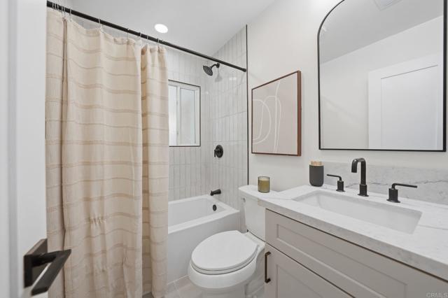 Detail Gallery Image 25 of 35 For 3296 via Bartolo, San Diego,  CA 92111 - 4 Beds | 3 Baths