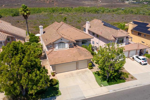 11464 Alborada, San Diego CA: https://media.crmls.org/mediaz/6804aaae-477f-4e4c-9aa8-adfeafeb7327.jpg