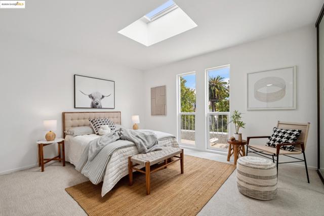 385 Jayne Ave, Oakland CA: https://media.crmls.org/mediaz/6804f9e6-6c72-42d5-9262-76f1930a96ec.jpg