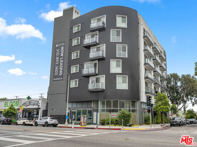 5550 West Pico Boulevard