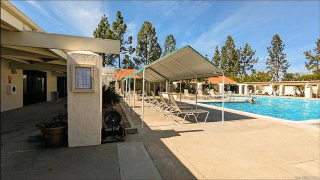 17476 Plaza Cerado, San Diego CA: https://media.crmls.org/mediaz/68061ffd-384d-41da-ae54-d14be030d6bd.jpg