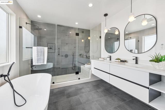 1207 Cedar St, Berkeley CA: https://media.crmls.org/mediaz/68069820-44a1-49b2-8633-02f0de094a4b.jpg