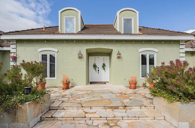 11394 Saddle Road, Monterey CA: https://media.crmls.org/mediaz/68072ea0-13ab-4150-af1a-cc119b869bf8.jpg