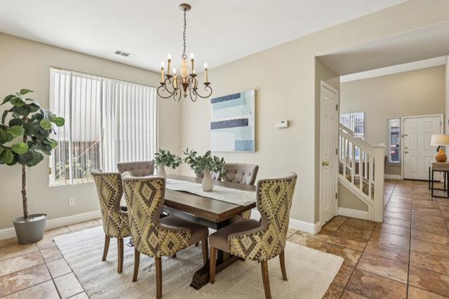 1460 Kyle Court, Tracy CA: https://media.crmls.org/mediaz/68073e39-b89c-4313-b563-ca2f00e64b3b.jpg